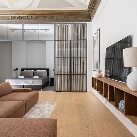 Unique 3 Bedroom Apartment In Vibrant Frederiksberg Kopenhag Dış mekan fotoğraf