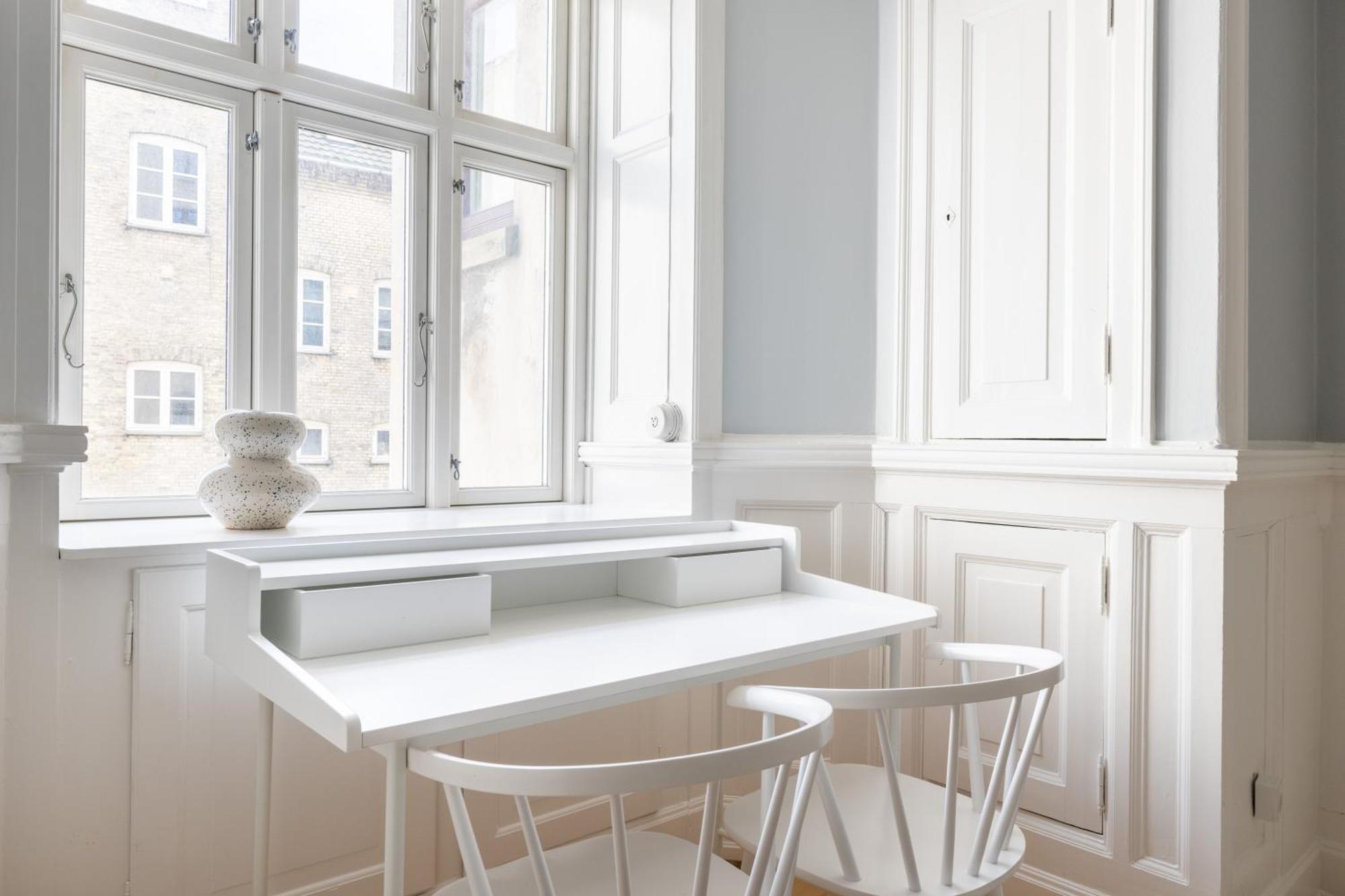 Unique 3 Bedroom Apartment In Vibrant Frederiksberg Kopenhag Dış mekan fotoğraf
